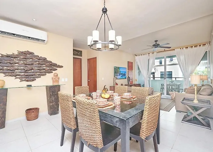 2br - Pool, Bbq & Steps Away Apartment Playa del Carmen