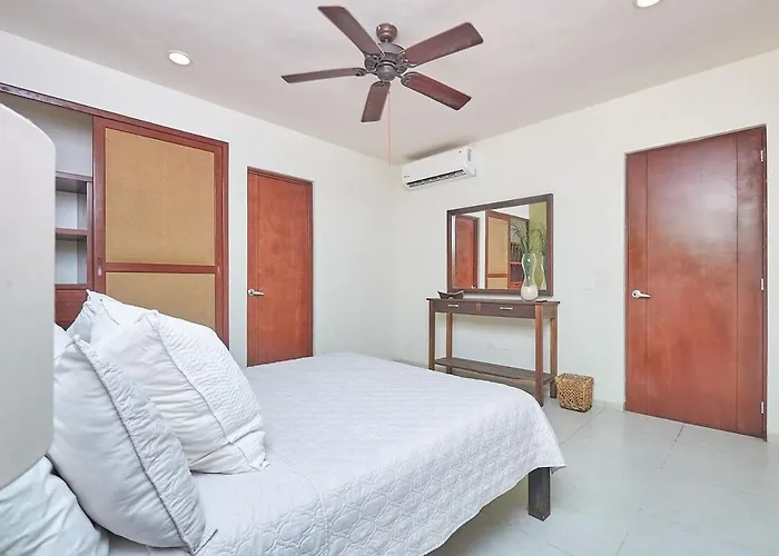 2br - Pool, Bbq & Steps Away *