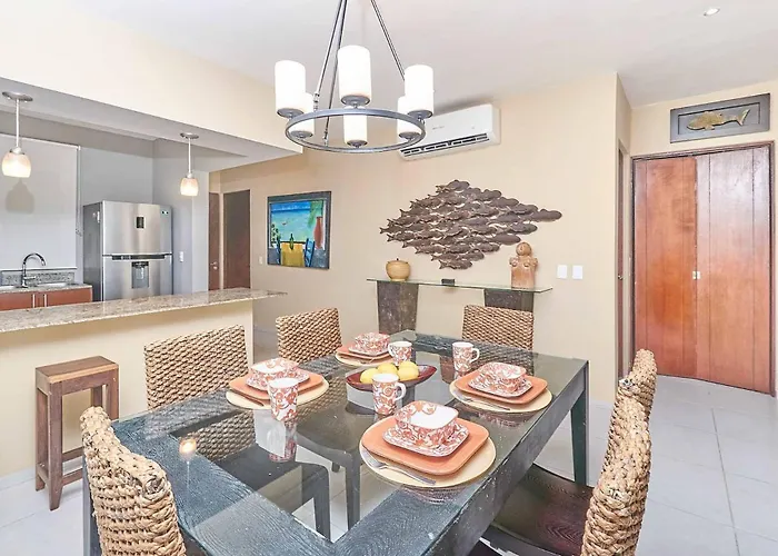 2br - Pool, Bbq & Steps Away Playa del Carmen